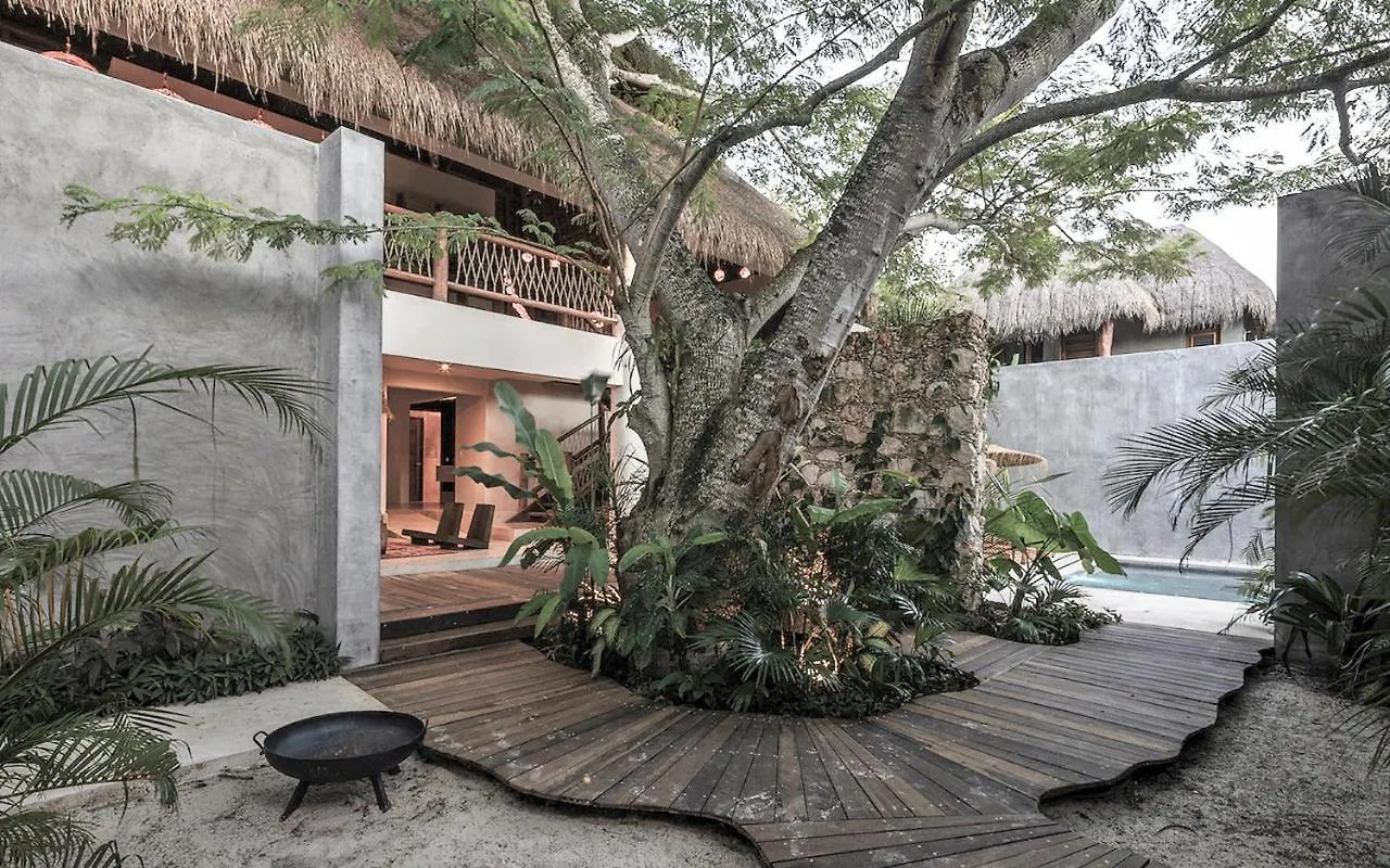 Hotel Casa Hormiga Bacalar 5*,  México
